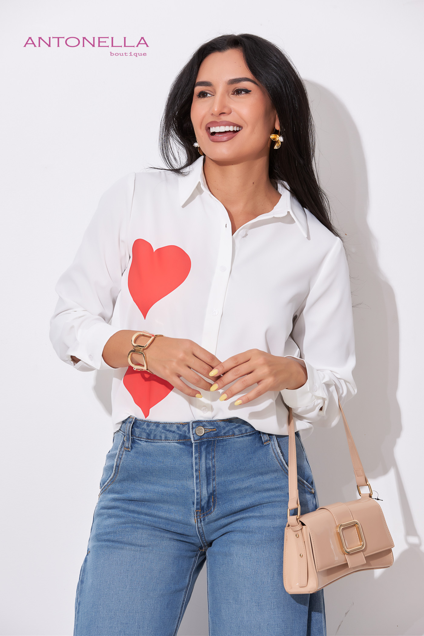 Blusa Blanca Con Corazones – foto 2