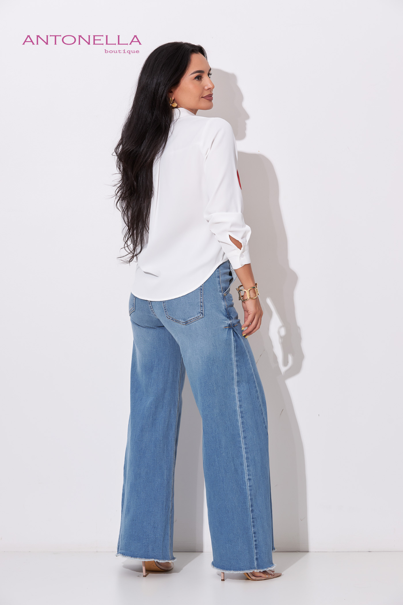 Blusa Blanca Con Corazones – foto 6