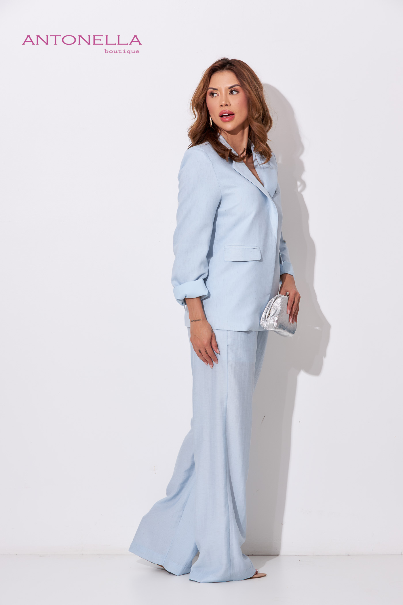 Pantalón Celeste Tipo Lino – foto 3