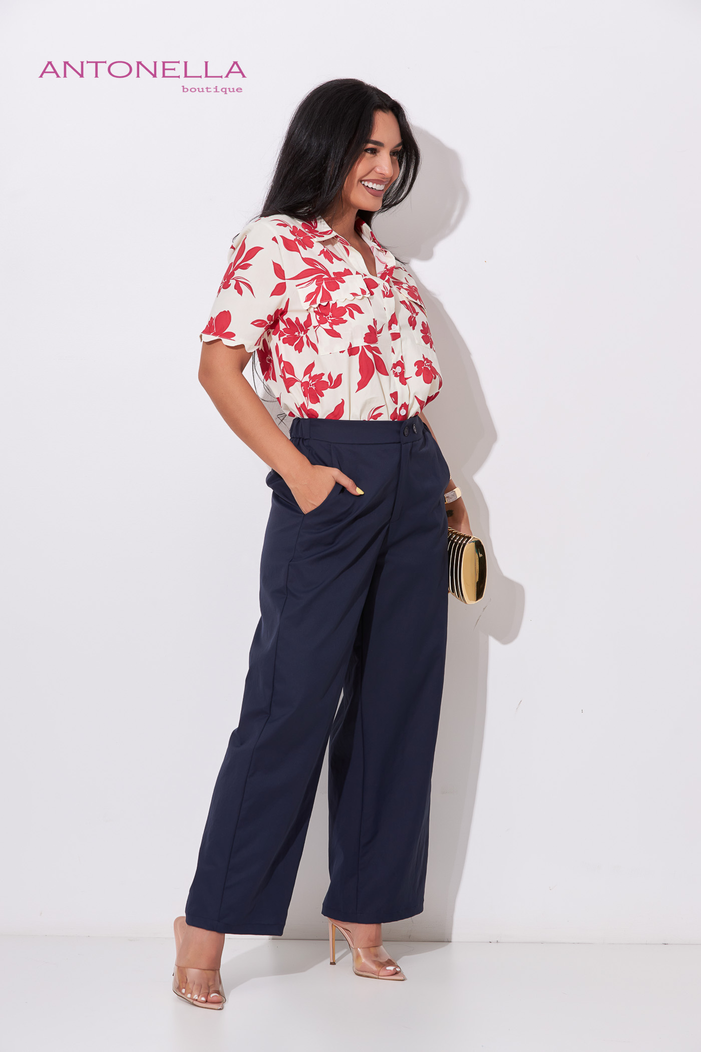 Blusa Beige Flores Rojas – foto 3