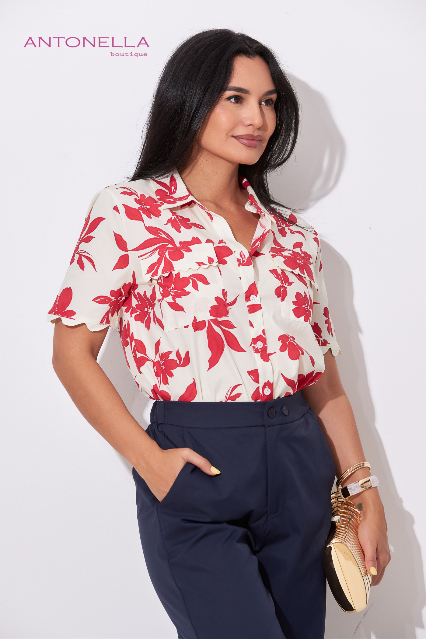 Blusa Beige Flores Rojas – foto 4