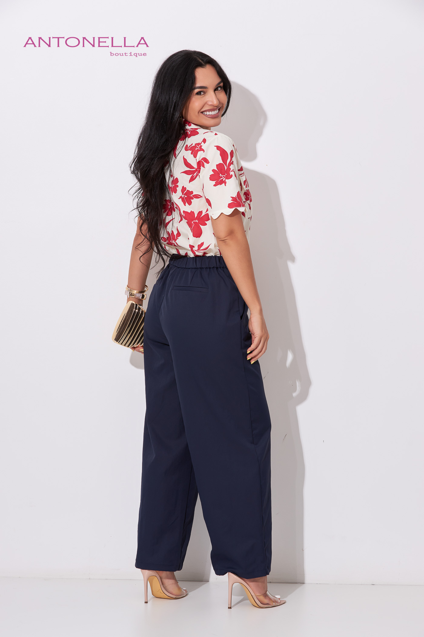 Blusa Beige Flores Rojas – foto 5