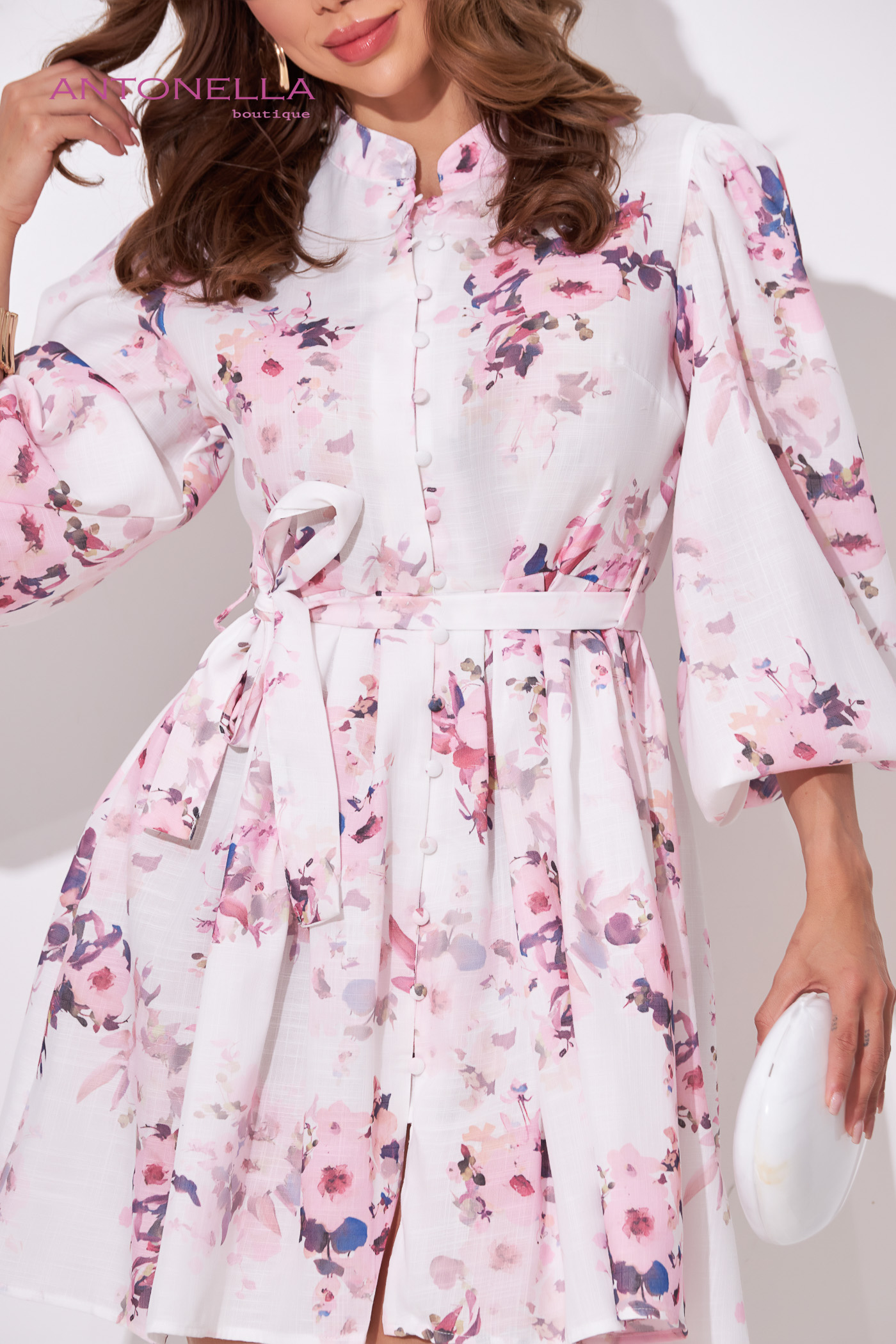 Vestido Corto Blanco Flores Rosadas – foto 3