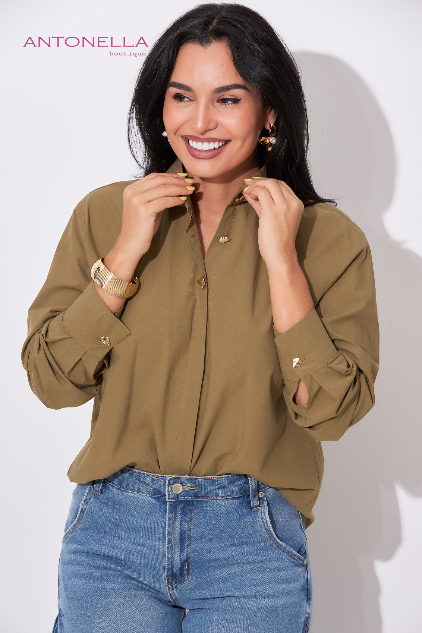 Blusa Olivo Botones Dorados – foto 4