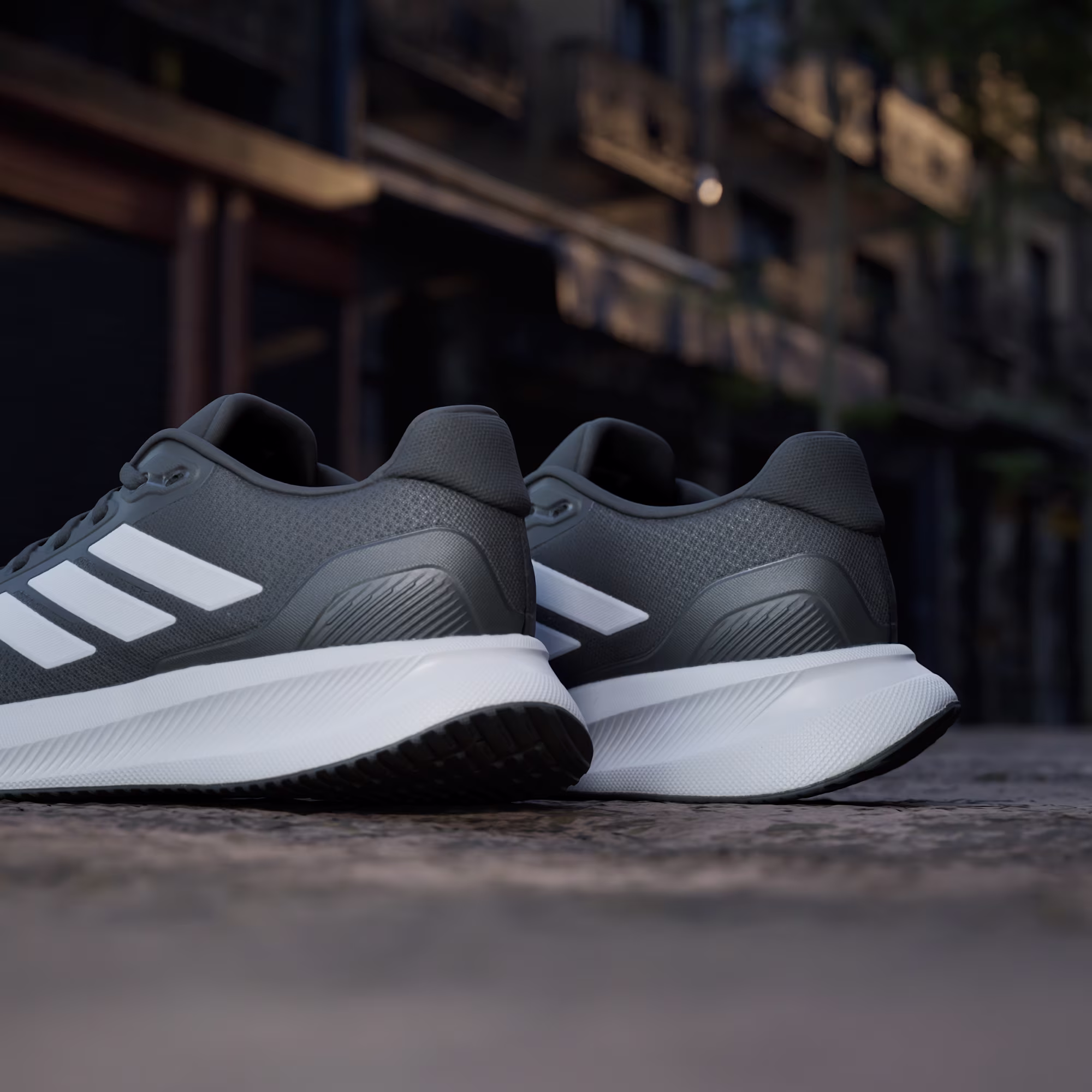 TENIS FEMENINO ADIDAS RUNFALCON – foto 4