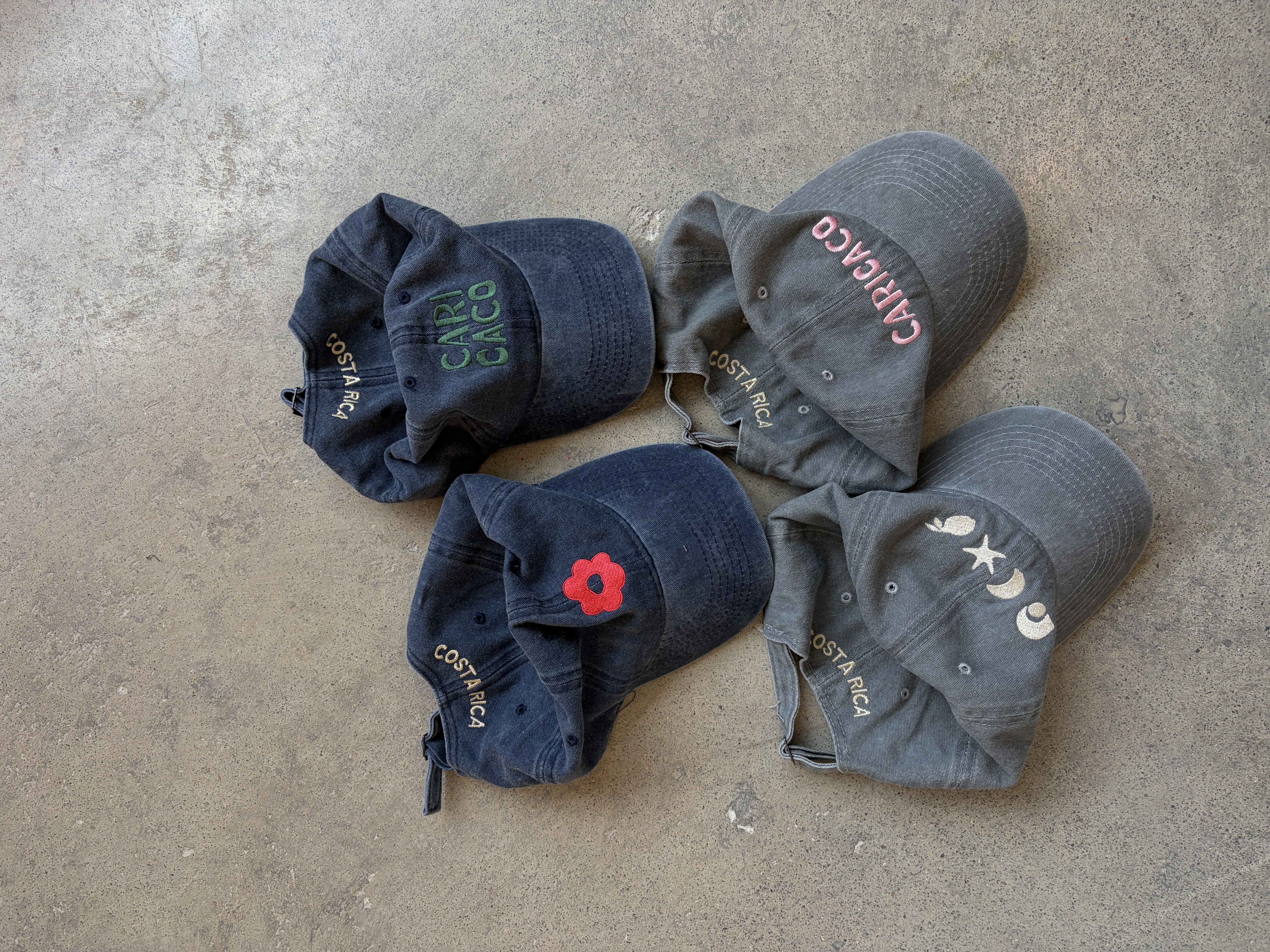 Gorra Gris Iconos