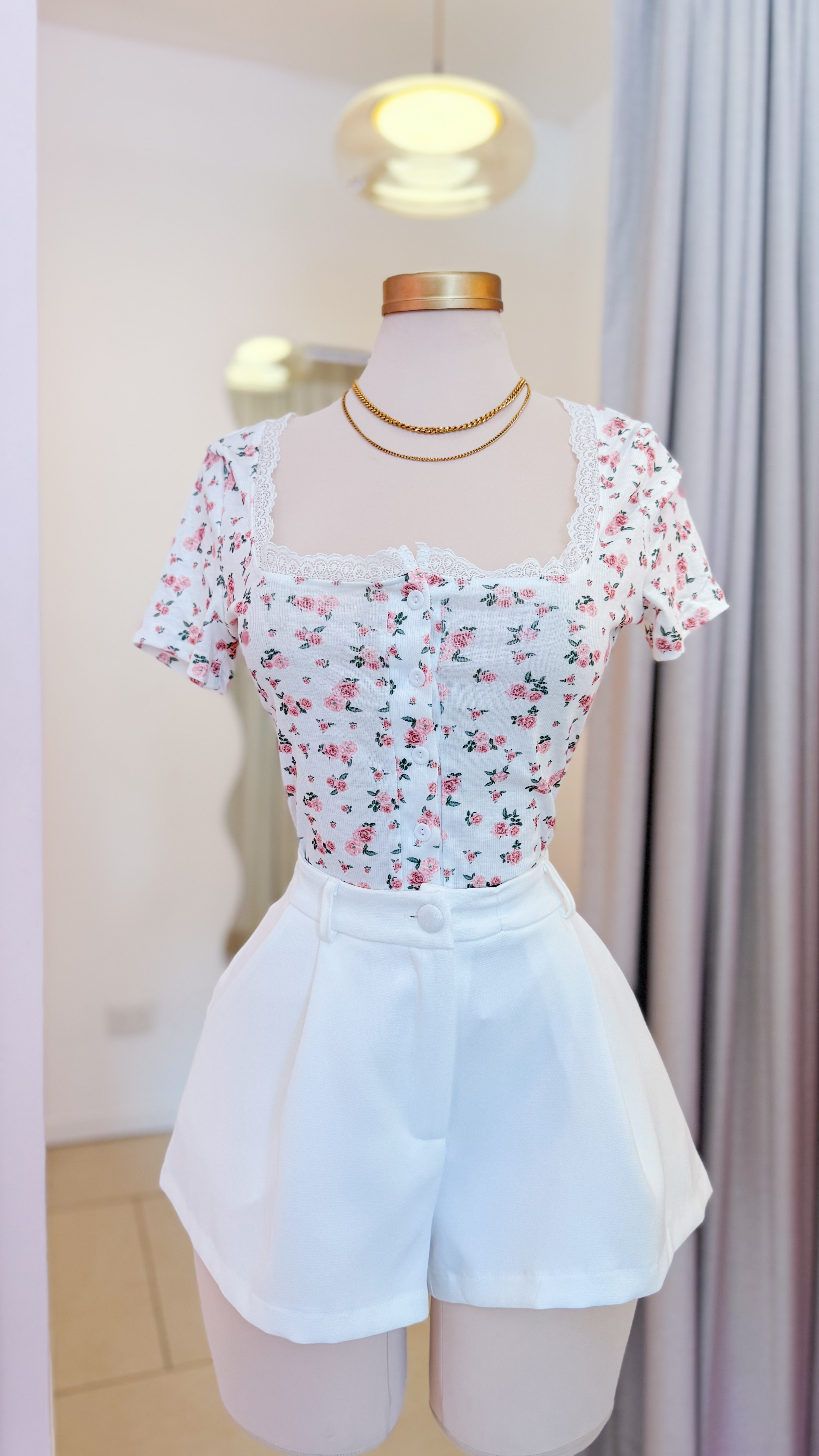 Short Blanco, pierna ancha - Love blues