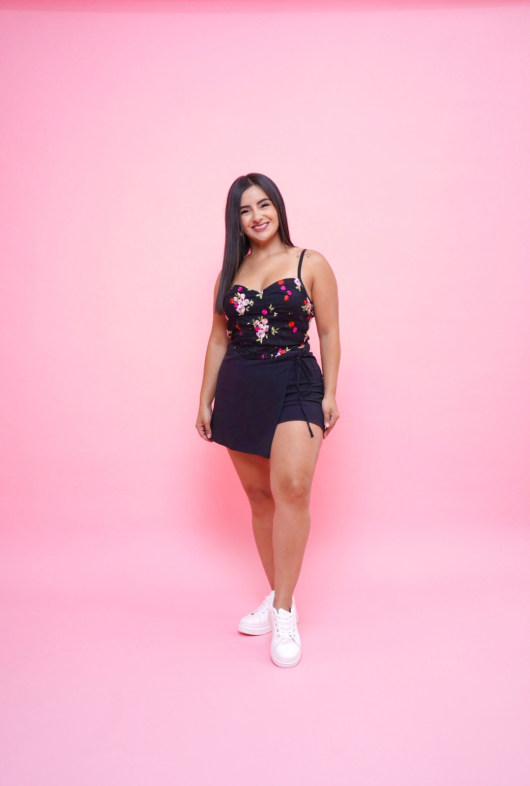 Top Negro, Floral - Basics by Maoosuri