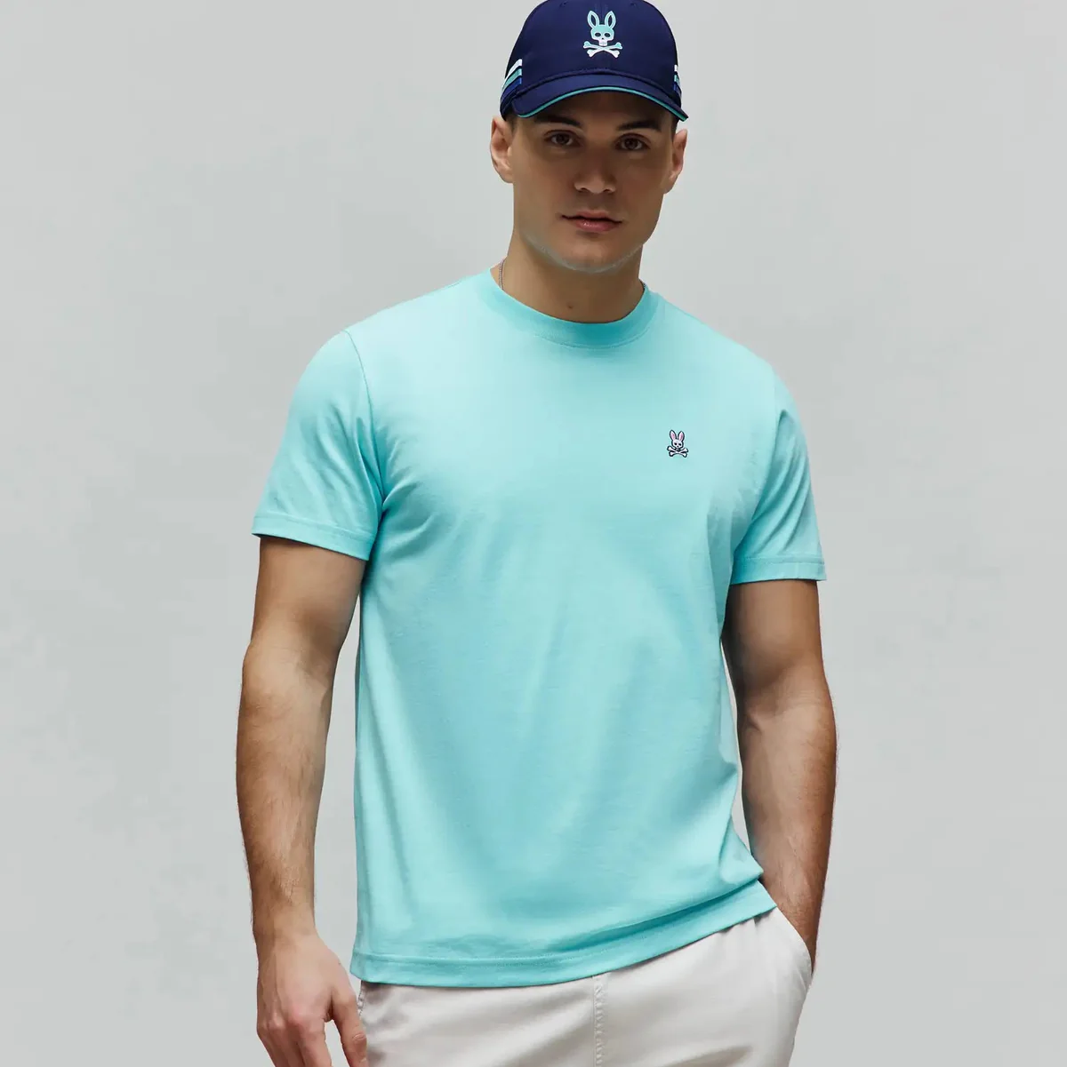 Camiseta clásica cuello redondo