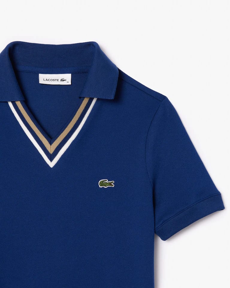 Vestido polo de piqué elástico con escote en V y corte ajustado para mujer – foto 2