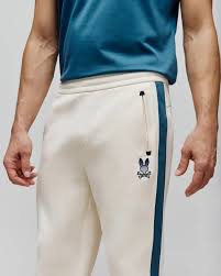 PANTALÓN DEPORTIVO CON RAYAS LATERALES CASPIAN PARA CABALLERO – foto 1