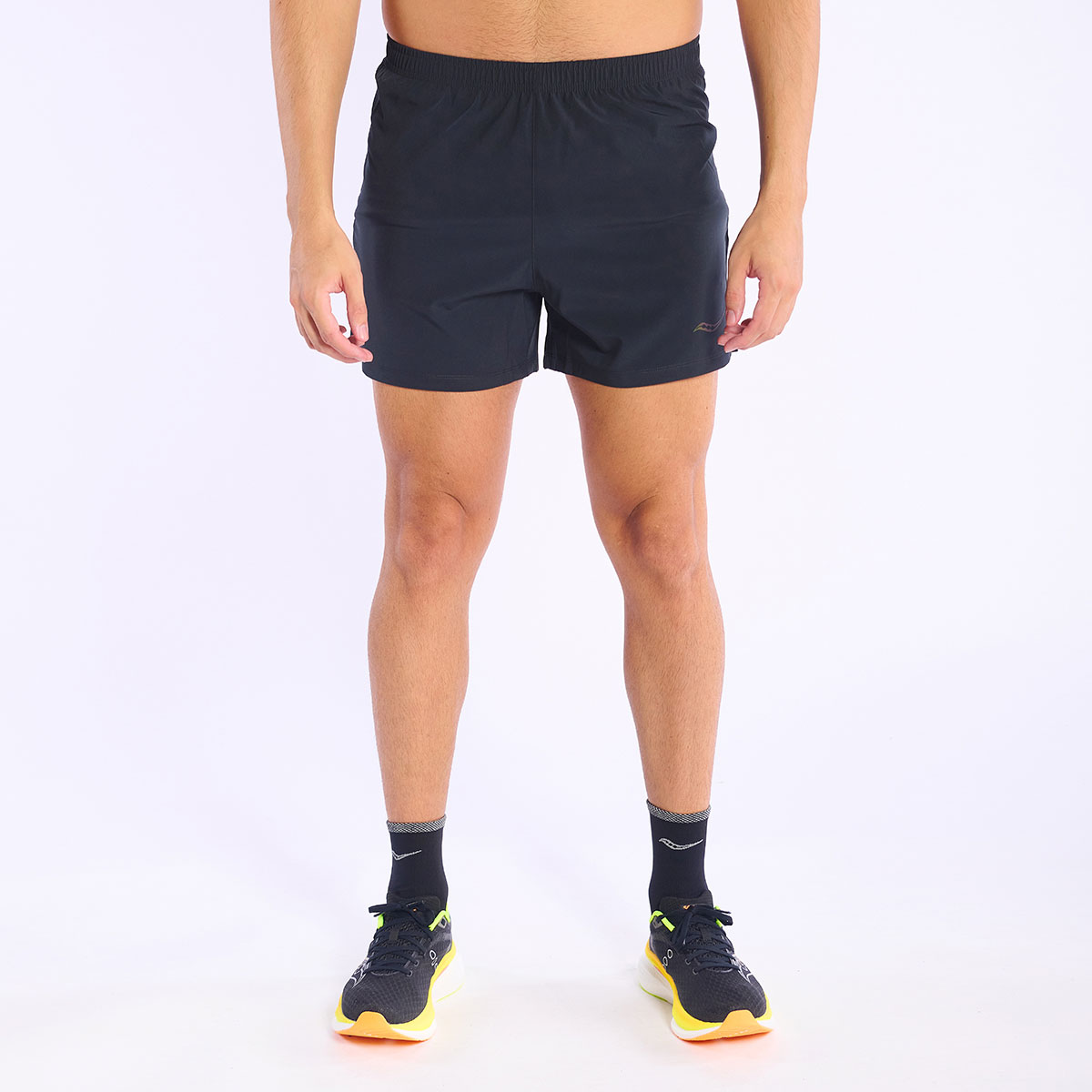 OUTPACE 4 SHORT