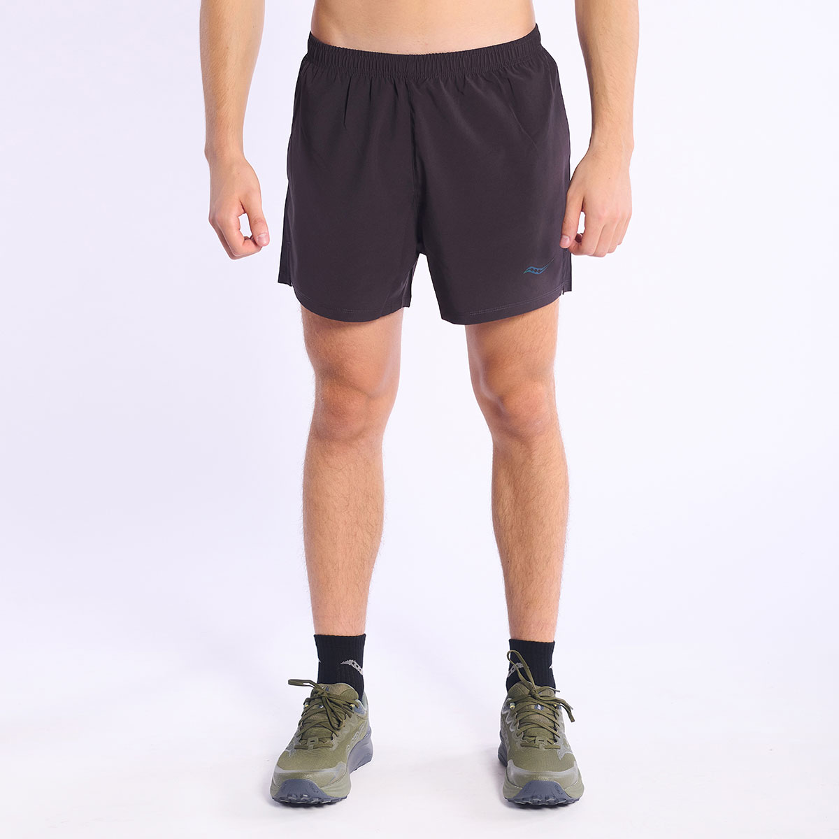 OUTPACE 4 SHORT